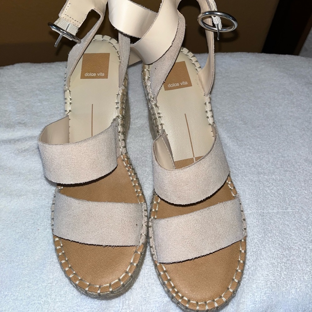 Dolce Vita Shaw wedges